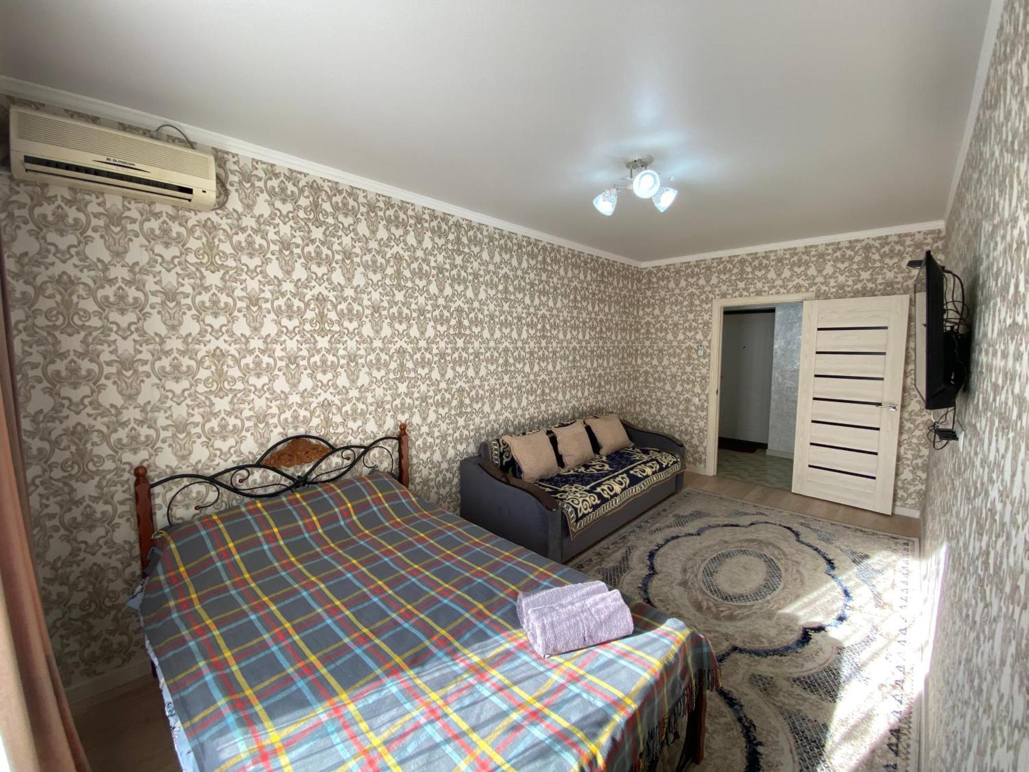 Medinahotelkz, #3, До Арбата 15 Мин Пешком, Halal アルマトイ エクステリア 写真